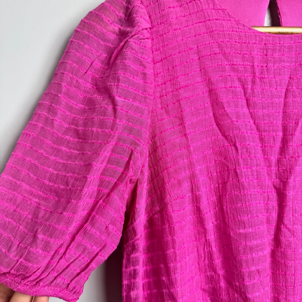VERO MODA Women's M Bright Pink Lined Lightweight Short Sleeve Textured Blouse - Picture 2 of 6